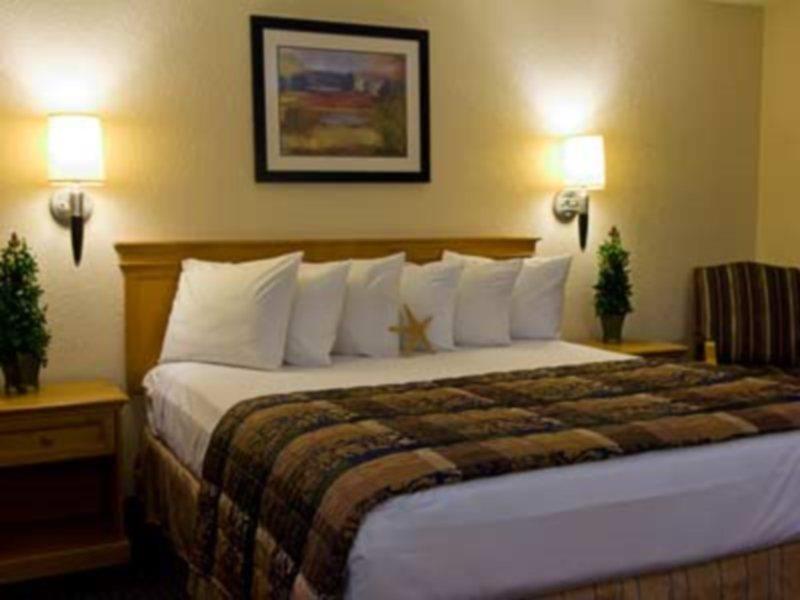 Motel 6 San Diego - Mission Valley Eksteriør billede